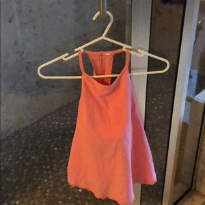 Lulu free spirit Tanktop, built-in bra